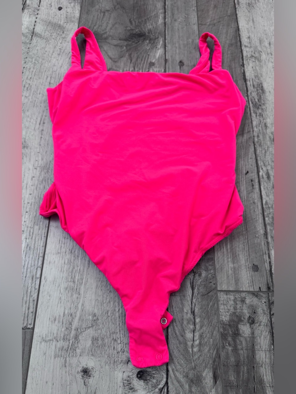 SKIMS Neon Pink Fits Everybody Sleeveless Square Neck Tank Bodysuit Medium